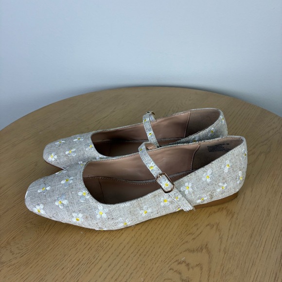 Steve Madden Vinetta Mary Jane Flat Womens 9 Embroidered Daisies Flowers Cottage - Picture 4 of 6